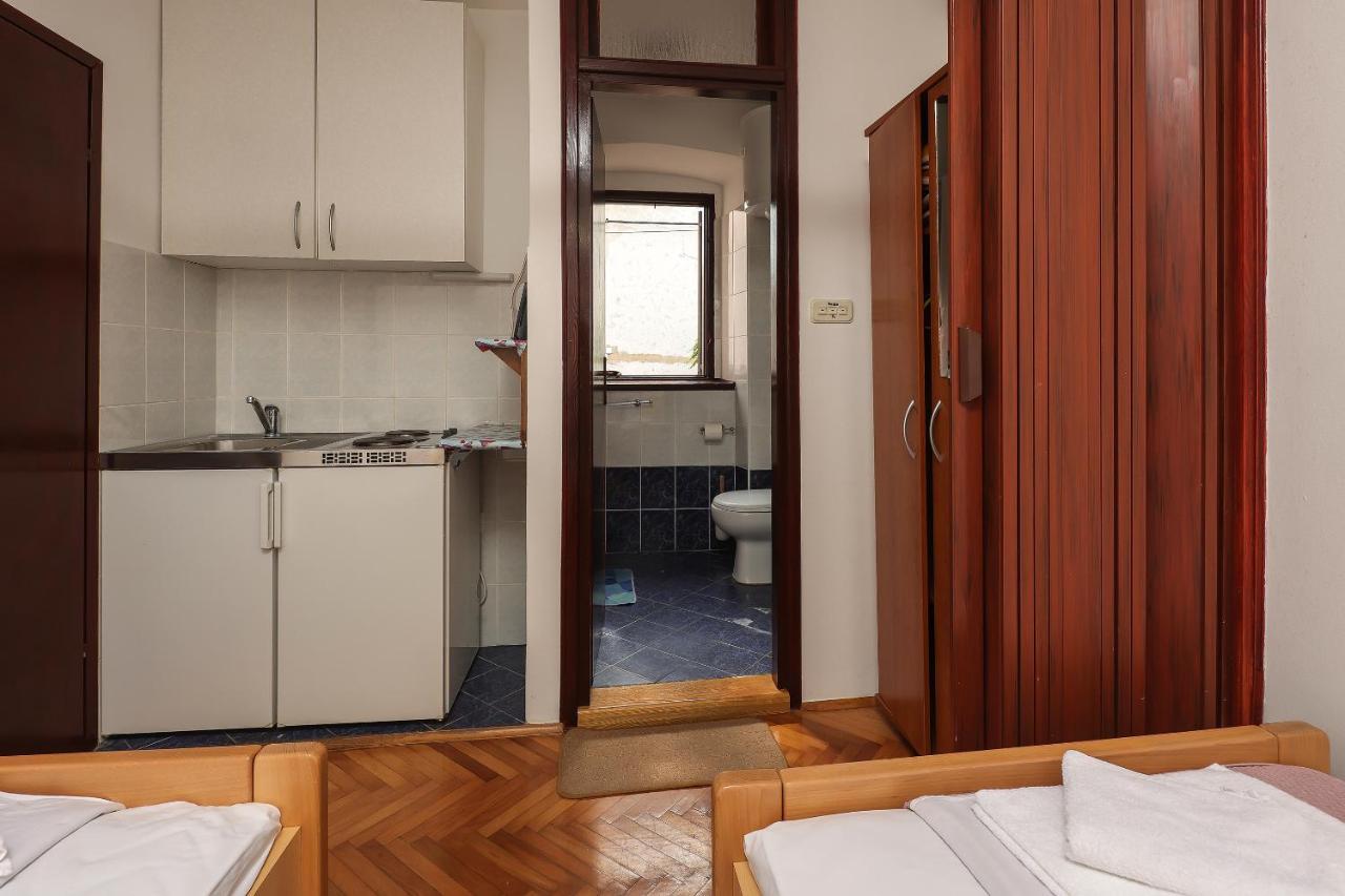 Casa Di Nives Apartment Krk Town Exterior photo