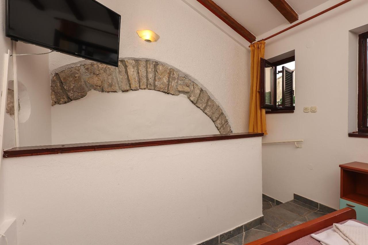 Casa Di Nives Apartment Krk Town Exterior photo